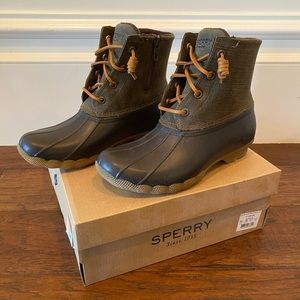Sperry Duck Boots, Size 6, NWT
